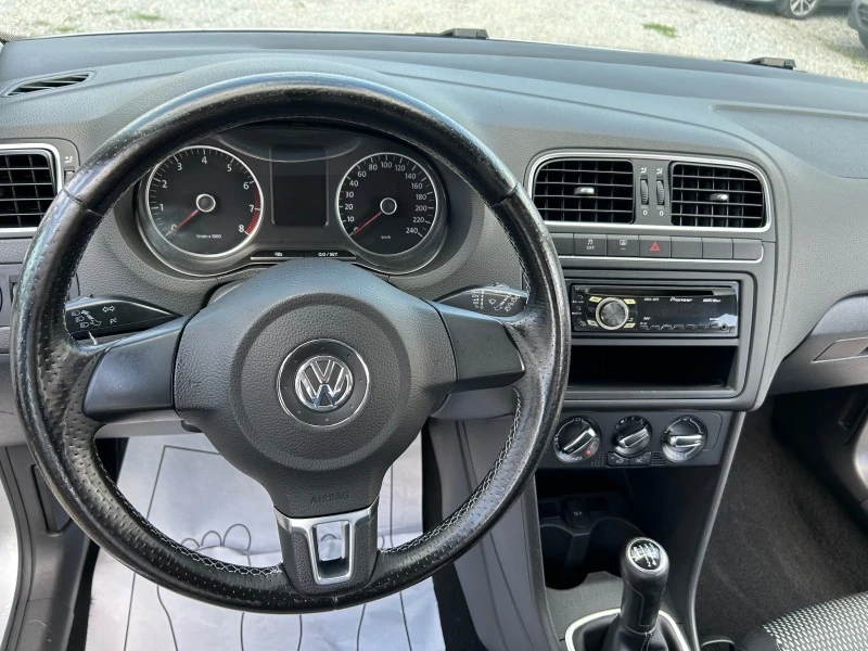 VW Polo Cross 1.4 Benzin , снимка 13 - Автомобили и джипове - 46612373