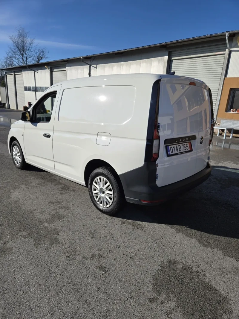 VW Caddy 2.0TDI, снимка 8 - Автомобили и джипове - 48498845