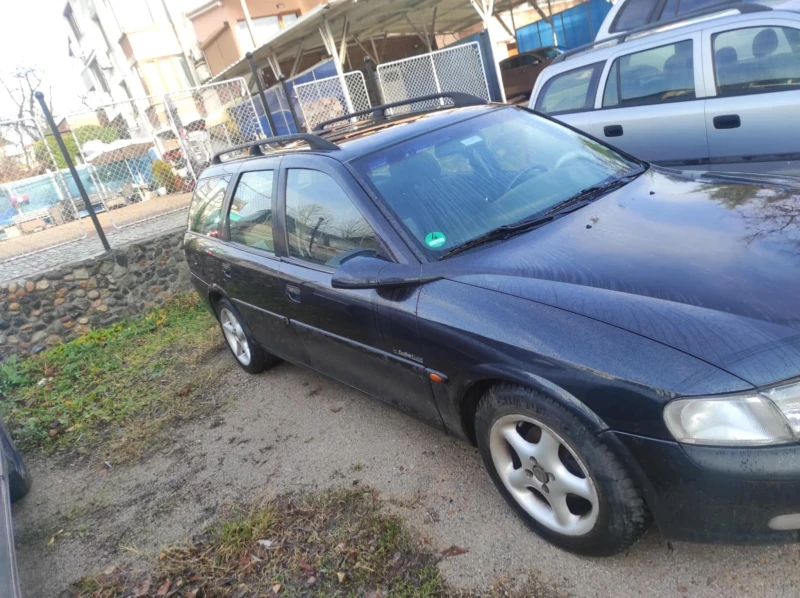 Opel Vectra 1.8, снимка 3 - Автомобили и джипове - 48611989