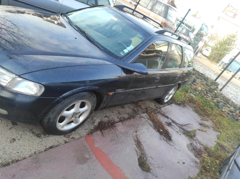 Opel Vectra 1.8, снимка 2 - Автомобили и джипове - 48611989