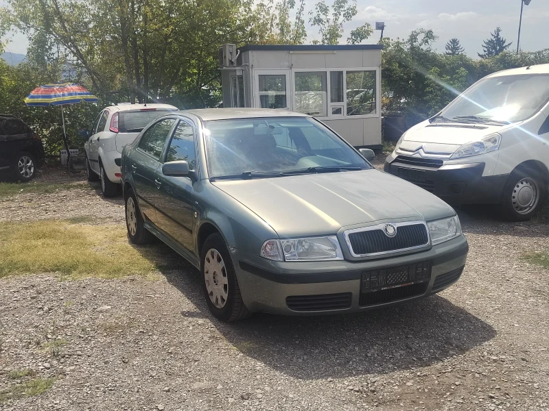 Skoda Octavia 2.0 BENZIN /GAZ , снимка 3 - Автомобили и джипове - 48621669