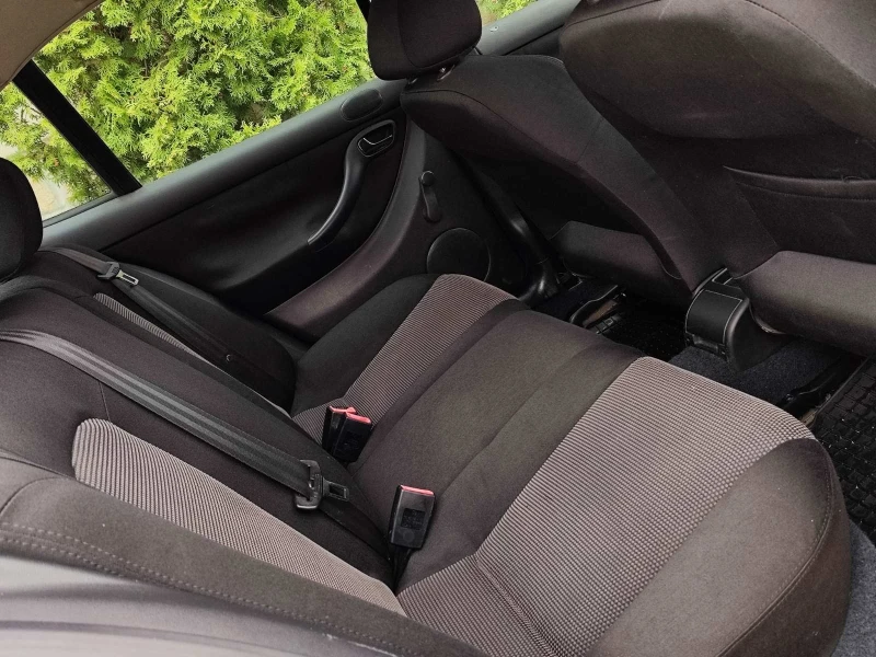 Seat Leon 1.9 tdi 90 к.с. FACELIFT 2004 г., снимка 5 - Автомобили и джипове - 50417542