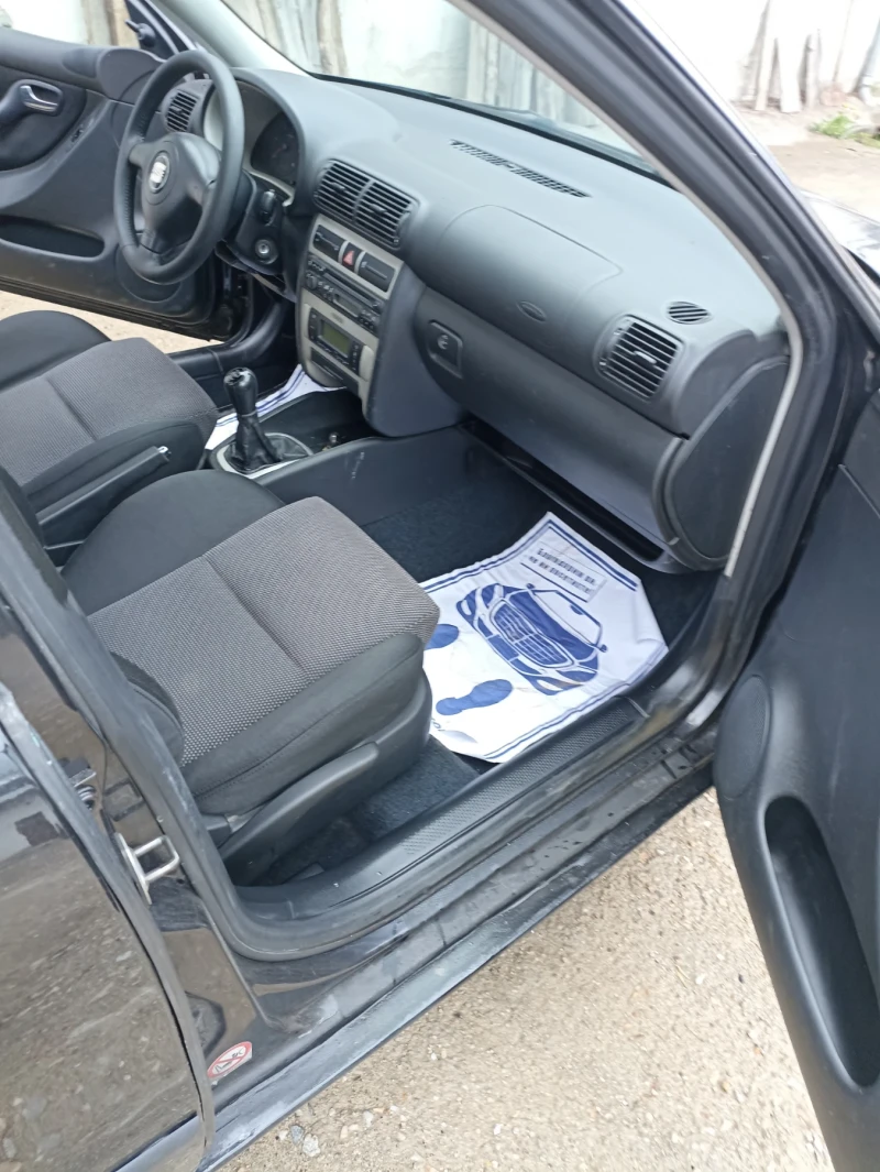 Seat Leon 1.9 tdi 90 к.с. FACELIFT 2004 г., снимка 10 - Автомобили и джипове - 50417542