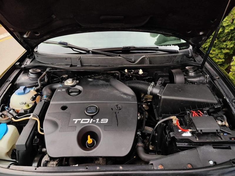 Seat Leon 1.9 tdi 90 к.с. FACELIFT 2004 г., снимка 4 - Автомобили и джипове - 50417542