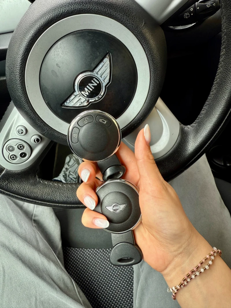 Mini Clubman 1.6, снимка 9 - Автомобили и джипове - 52371362