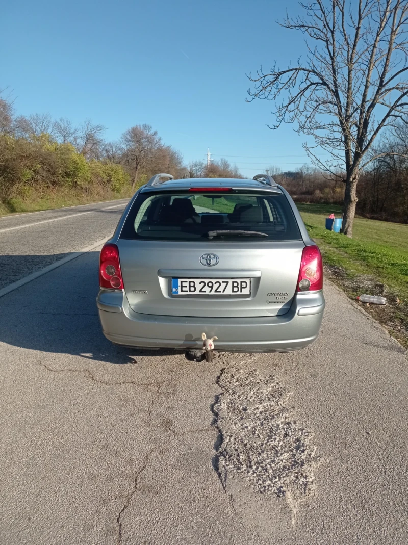 Toyota Avensis, снимка 16 - Автомобили и джипове - 51943172
