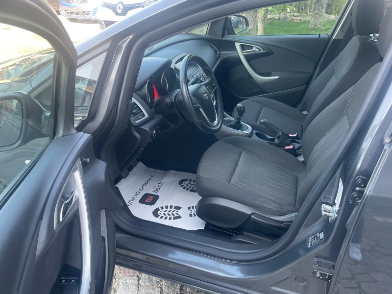 Opel Astra 1.4i Elective, снимка 6 - Автомобили и джипове - 52084156