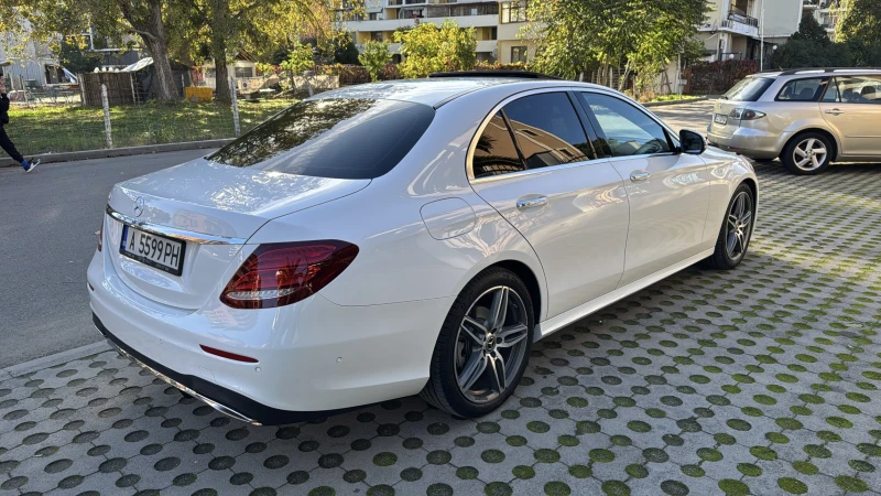 Mercedes-Benz E 300 AMG Sport line, снимка 5 - Автомобили и джипове - 52395139