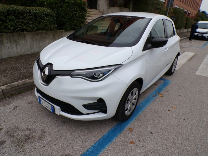 Renault Zoe 52kwh само на 17000 км