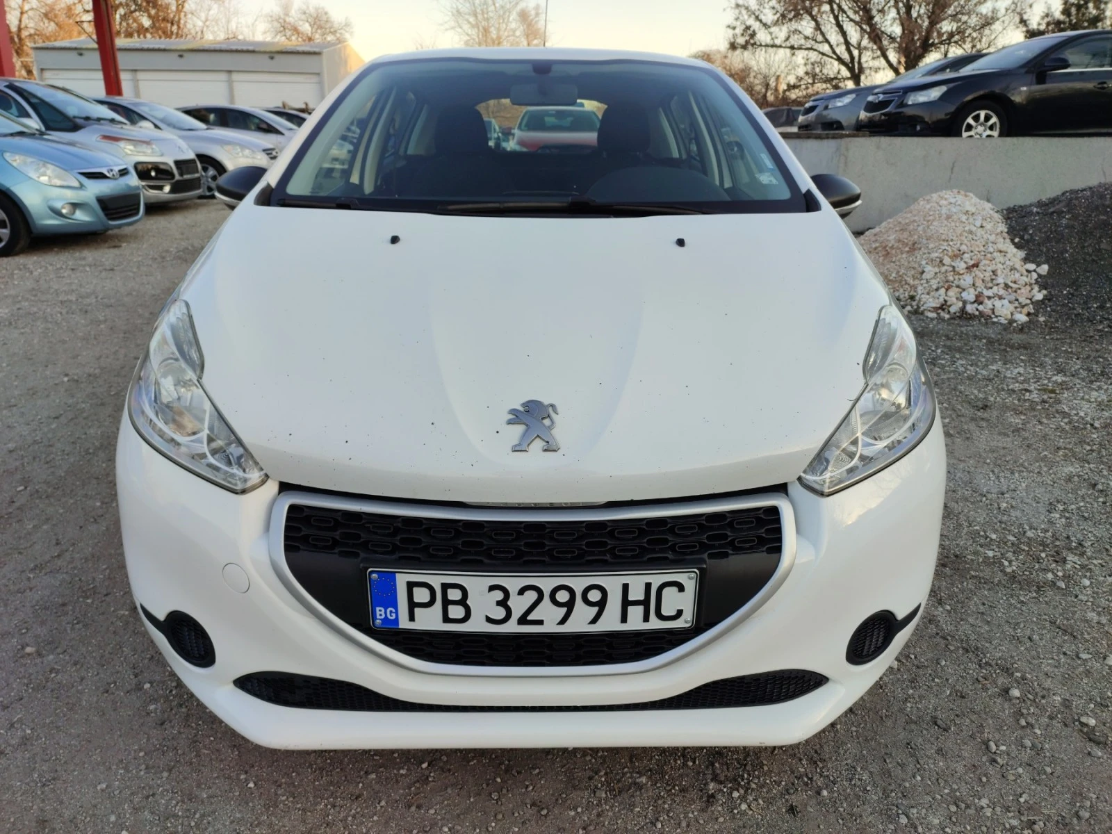 Peugeot 208 1.4 HDI - изображение 6