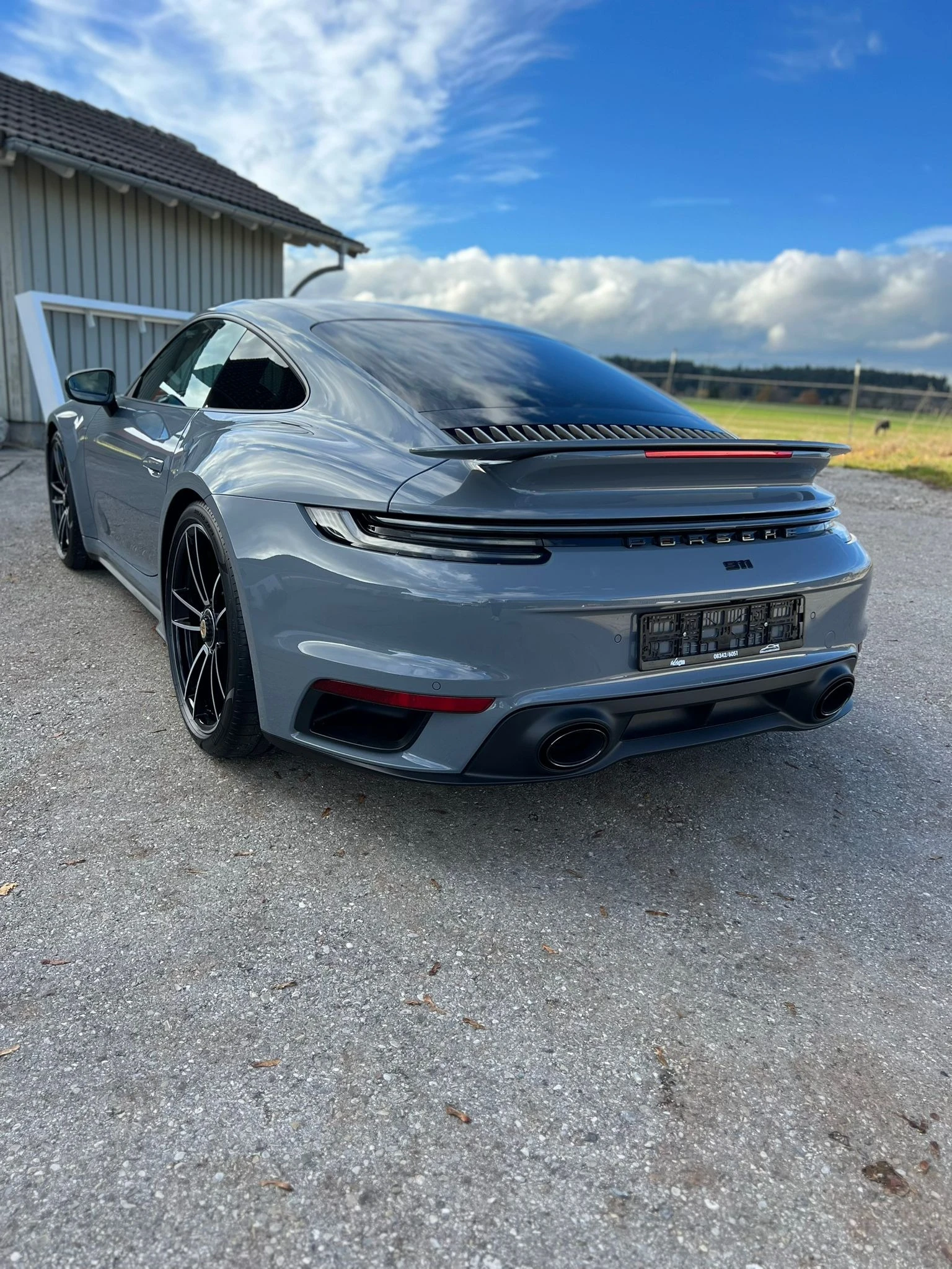 Porsche 911 Turbo S - изображение 8