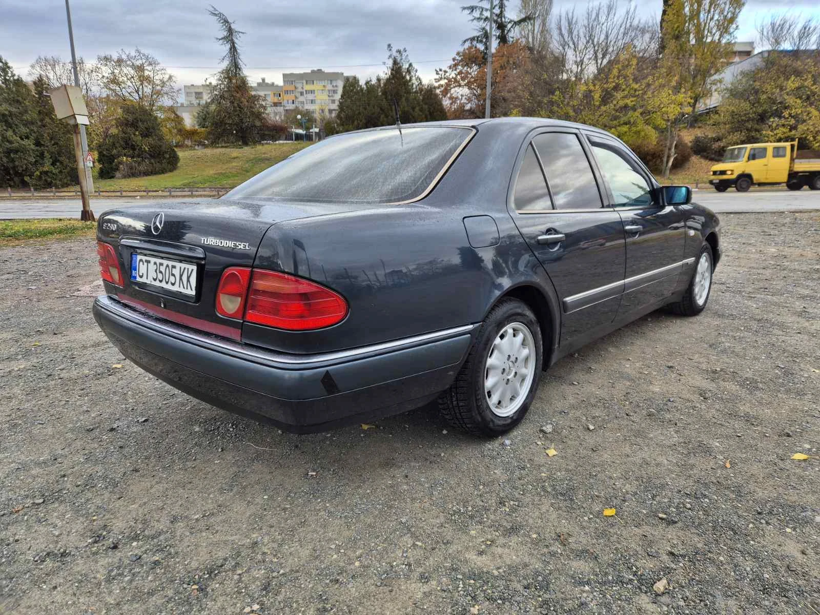 Mercedes-Benz E 290 TD Автомат - изображение 5