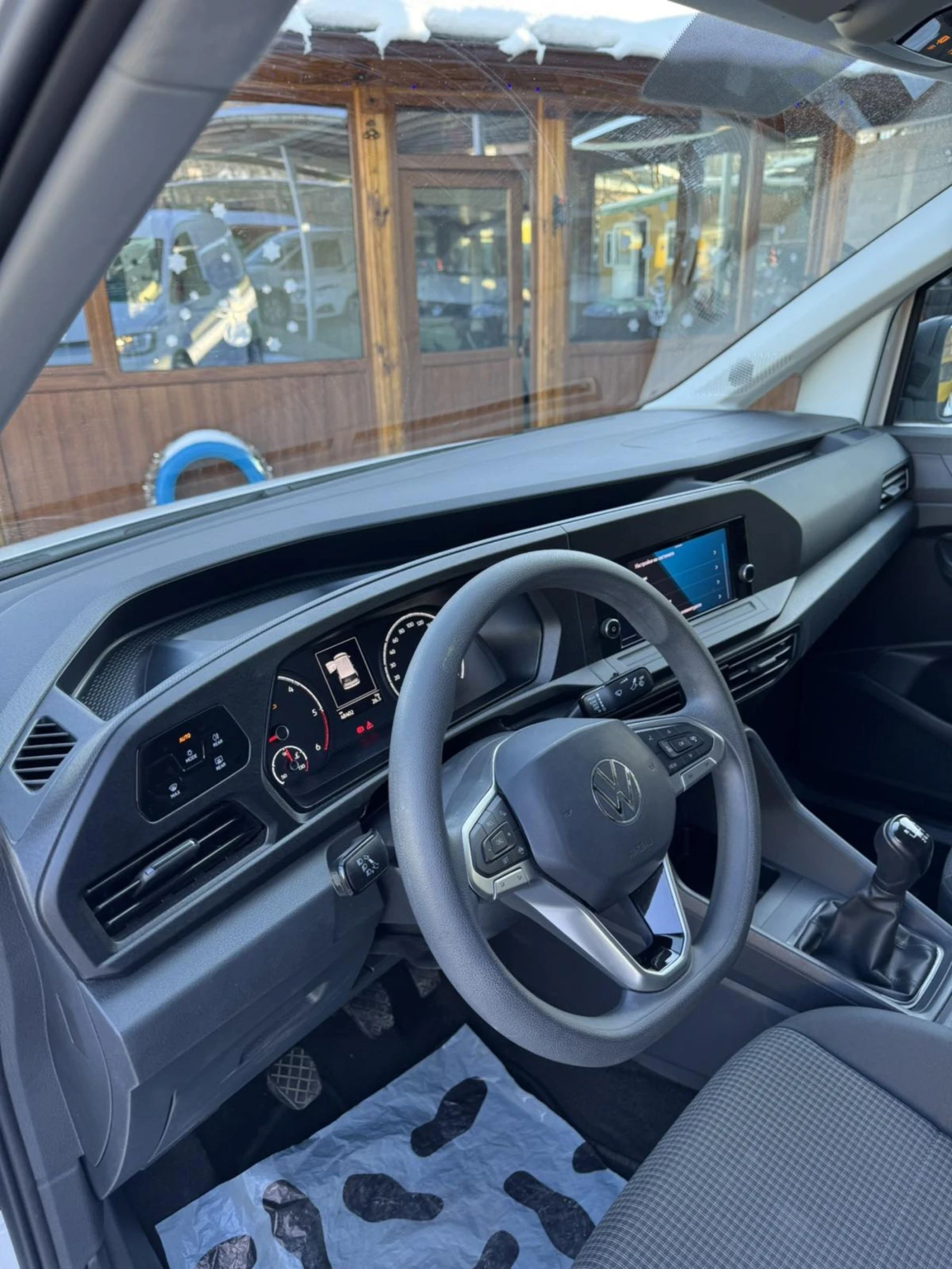 VW Caddy 2.0TDI | Mobile.bg — изображение 17