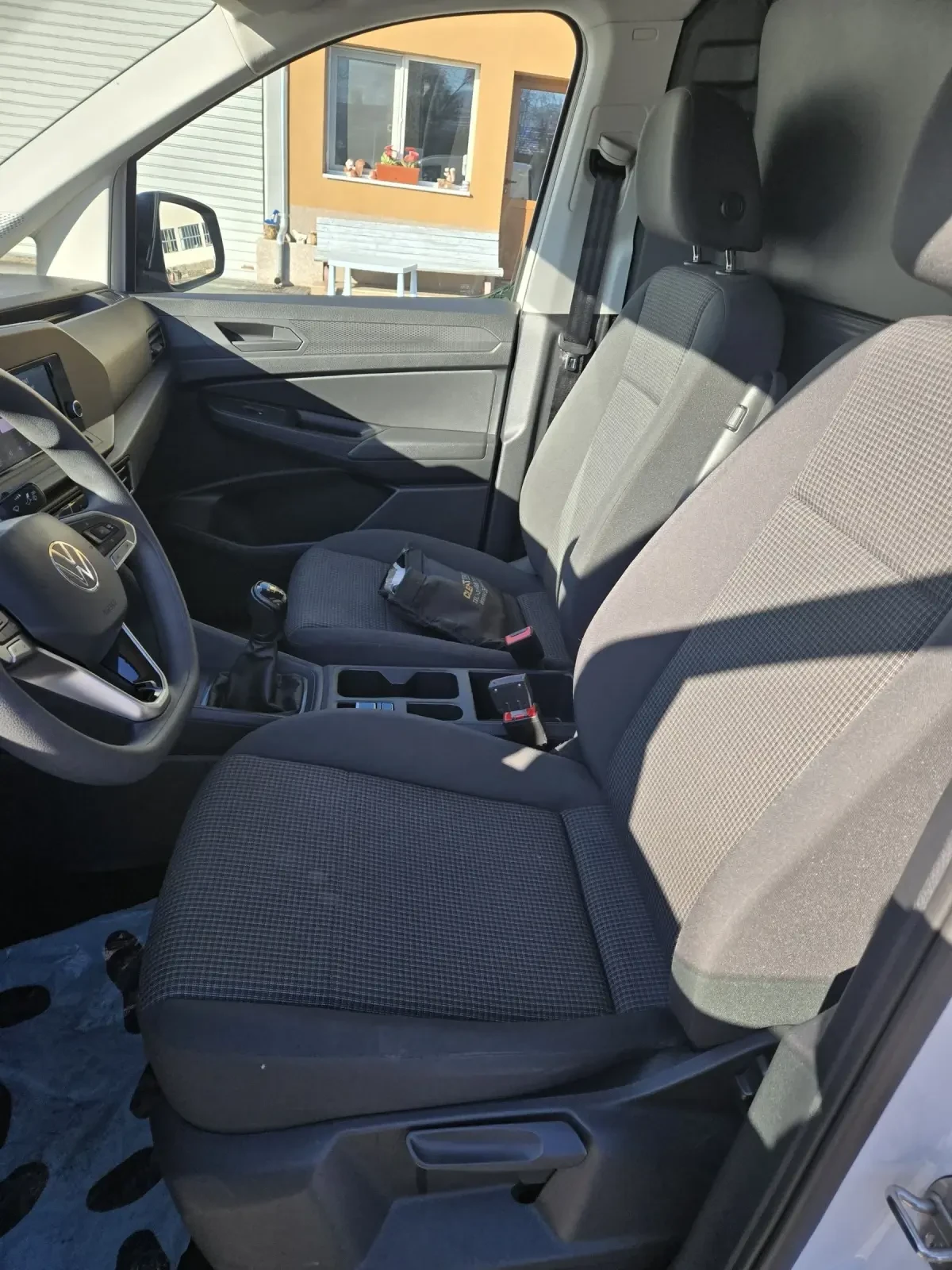 VW Caddy 2.0TDI | Mobile.bg — изображение 13