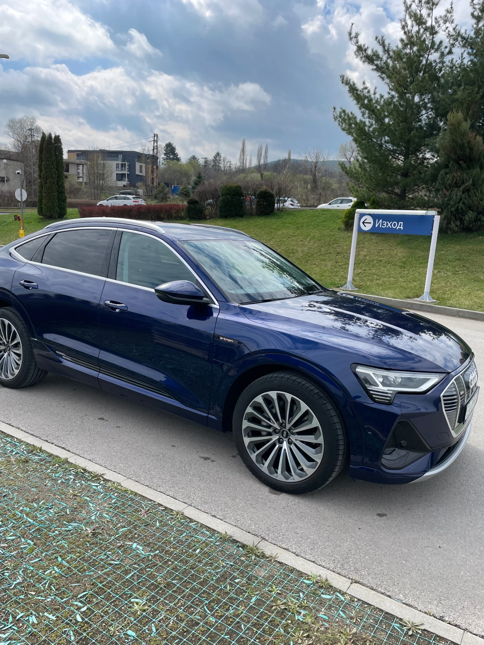 Audi E-Tron E Tron 50 Sportback - Супер цена през май | Mobile.bg — изображение 1