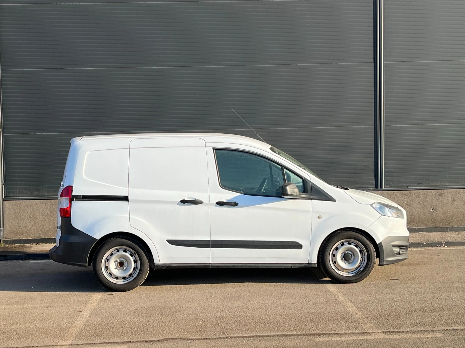 Ford Courier 1.5d/95к.с./Хладилен/N1 - изображение 5