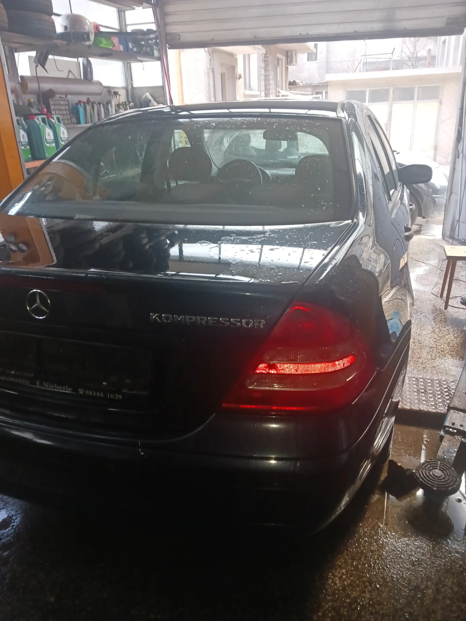 Mercedes-Benz C 180  - изображение 6