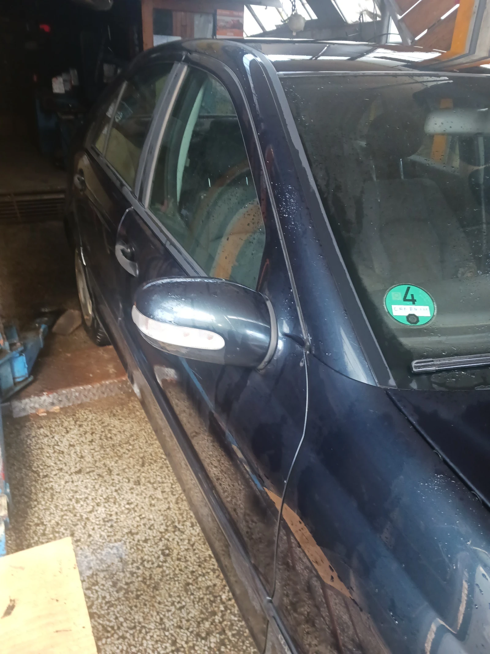 Mercedes-Benz C 180  - изображение 4