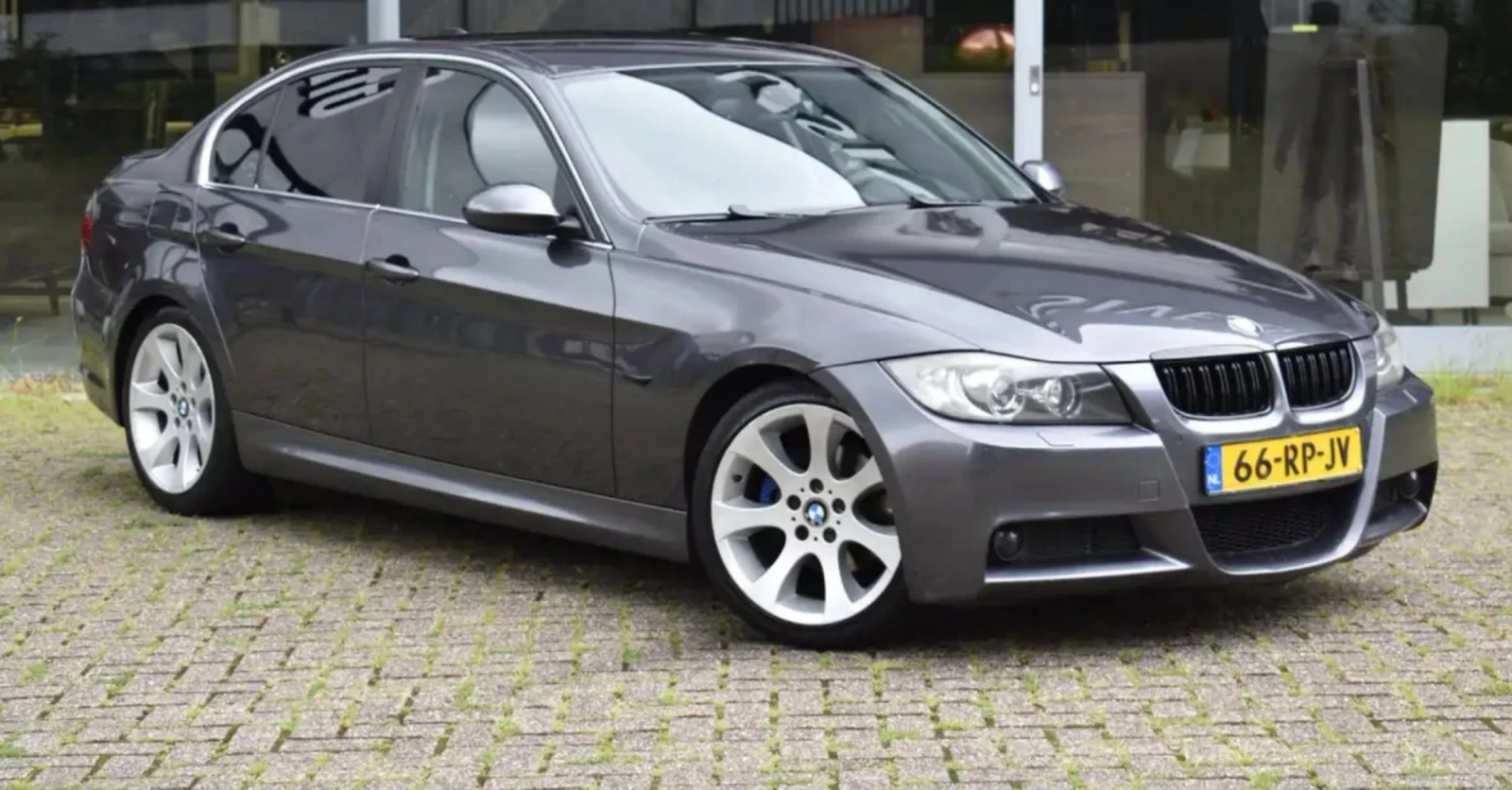 BMW 325 3.0i - изображение 6