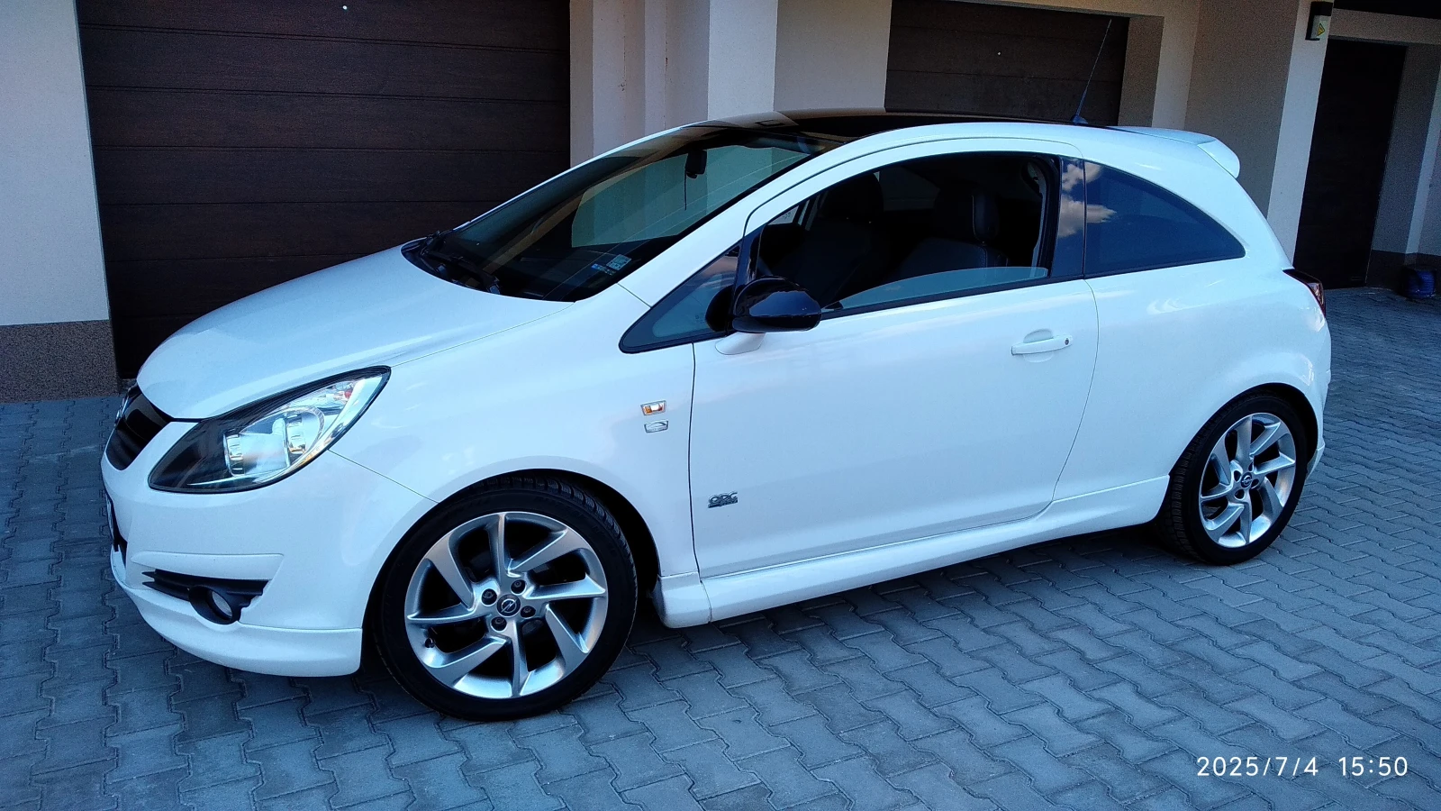 Opel Corsa 1.2 OPC LINE Limited Edition - изображение 2