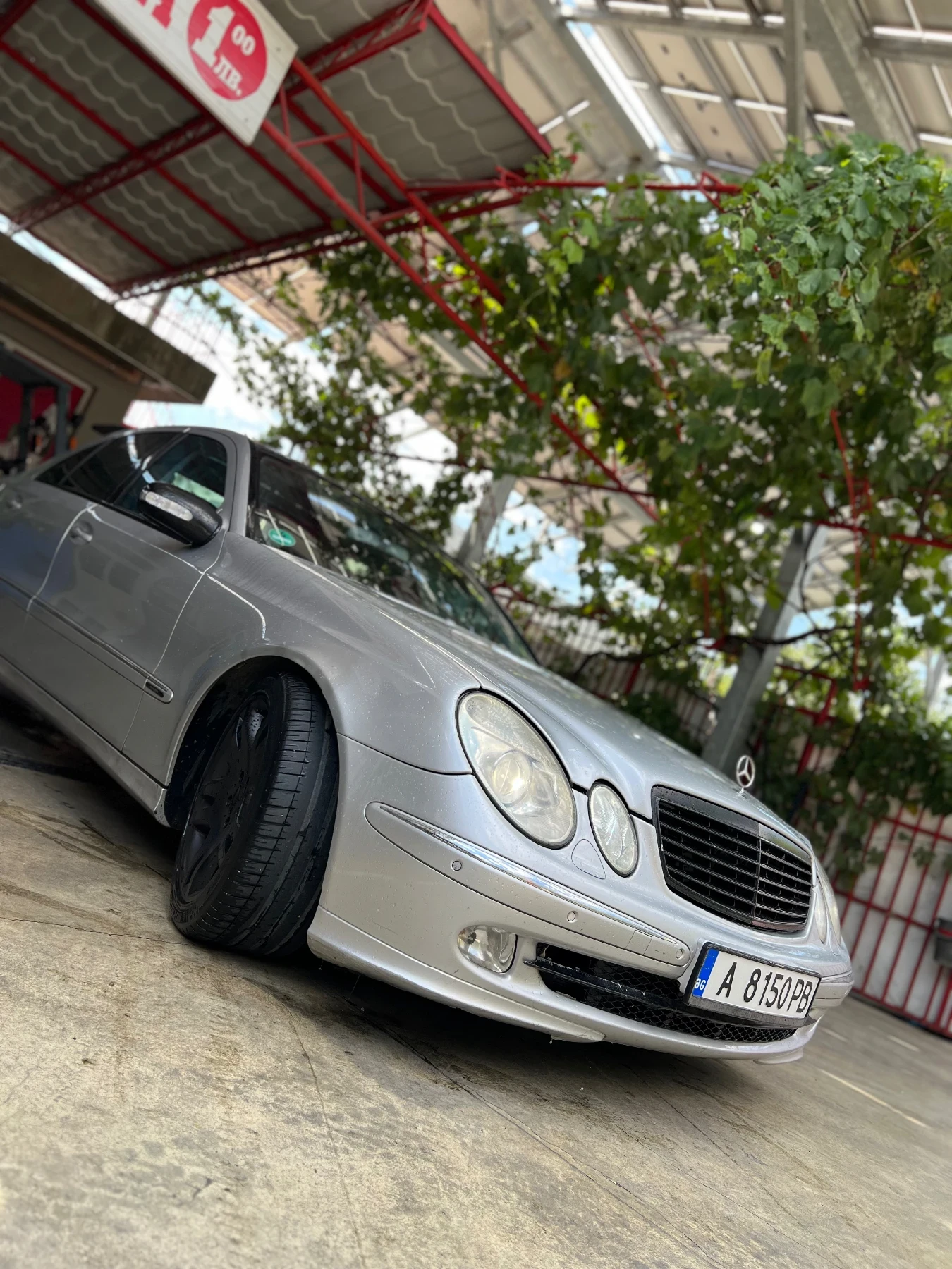 Mercedes-Benz E 320  - изображение 8