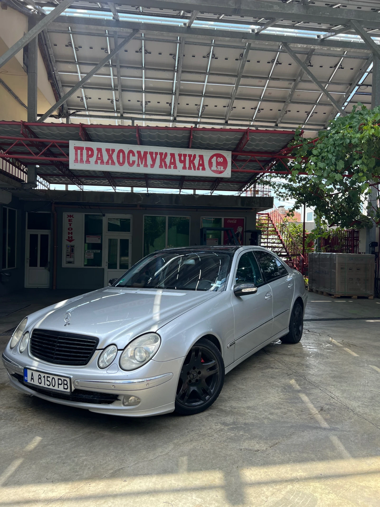 Mercedes-Benz E 320  - изображение 2