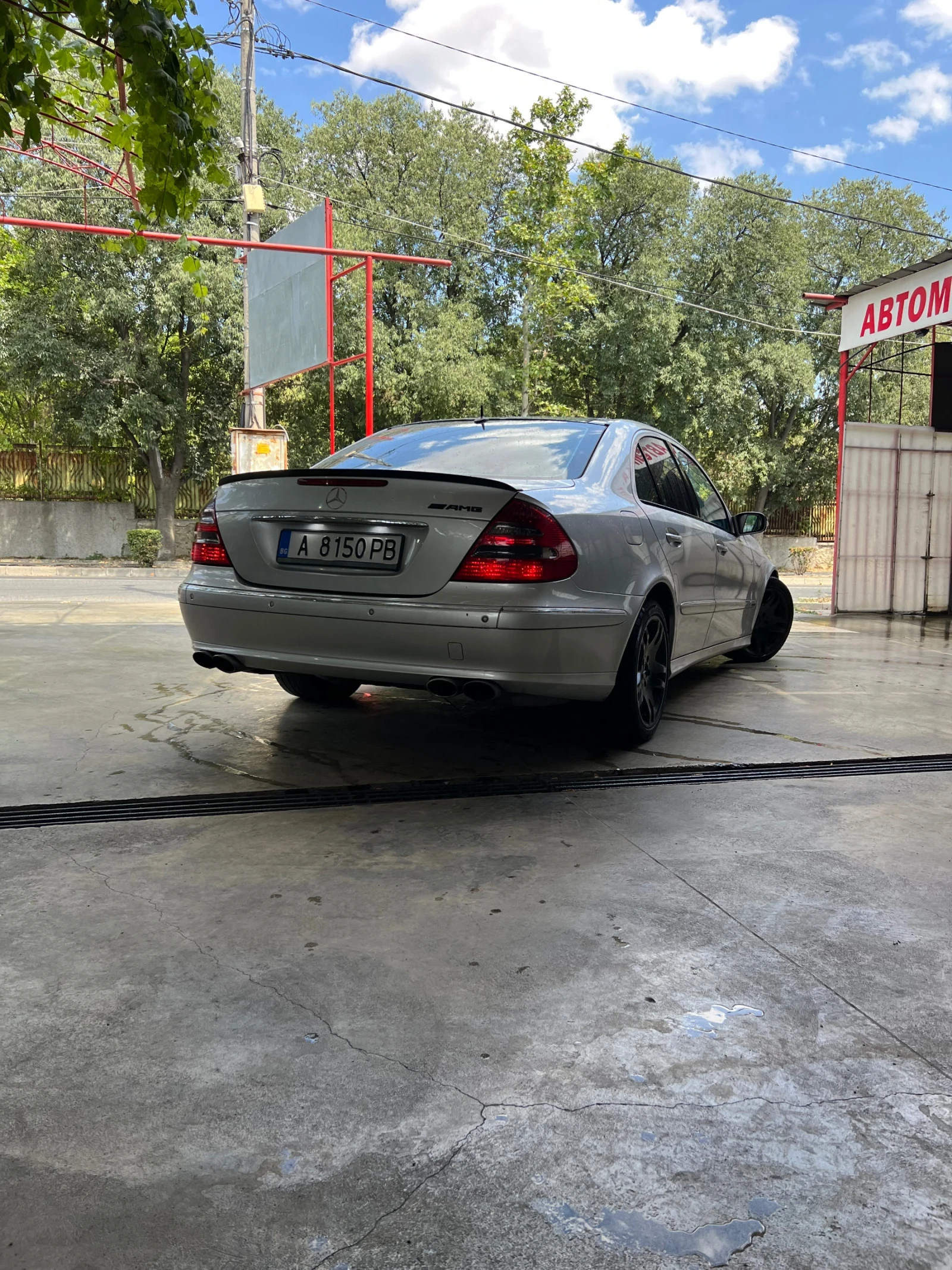 Mercedes-Benz E 320  - изображение 5