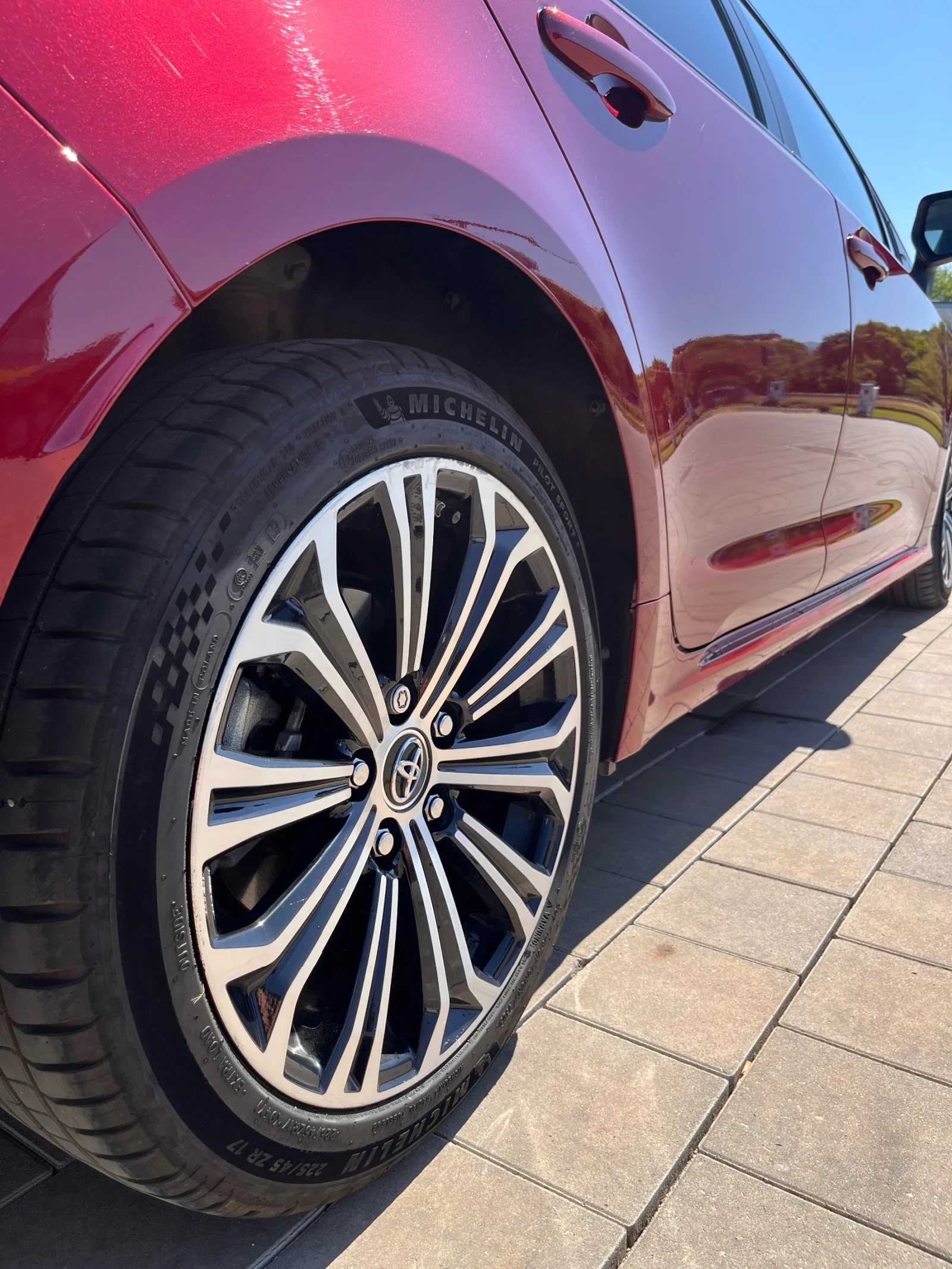 Toyota Corolla 1.6i CVT Luxury Гаранция - изображение 5