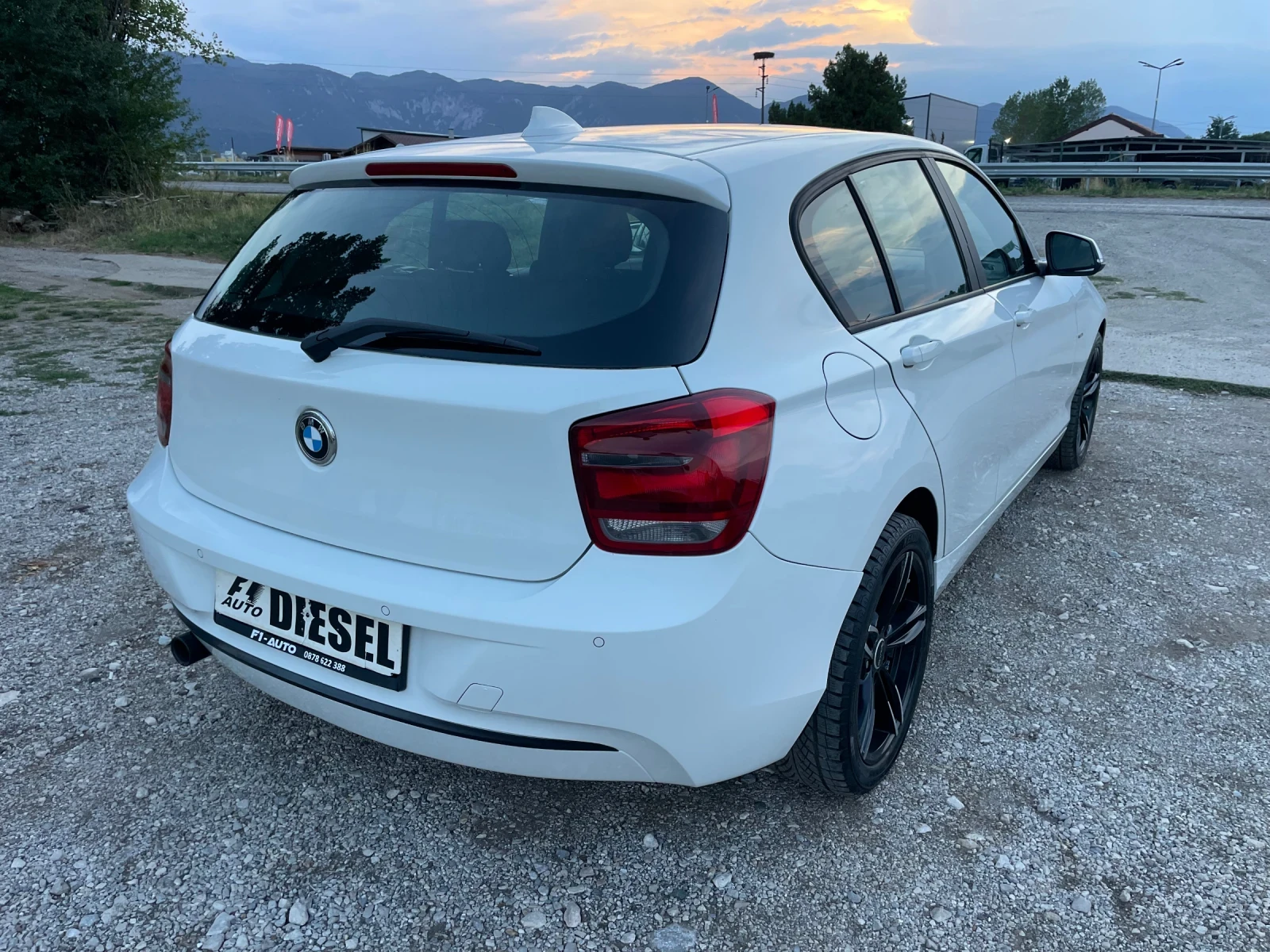 BMW 116 2.0TDI-115-SPORT-ITALIA - изображение 10