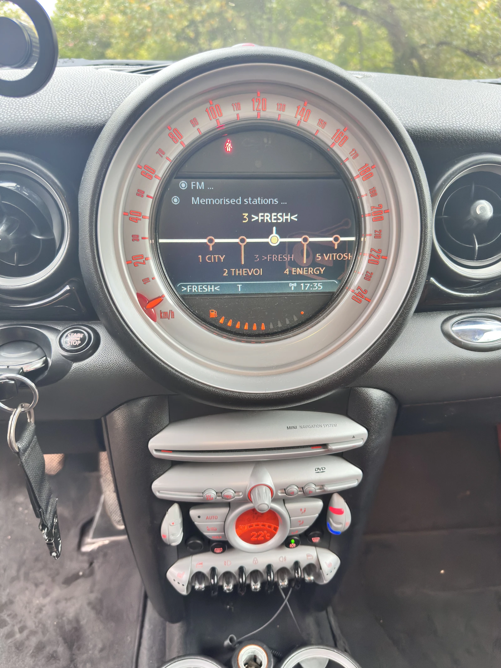 Mini Cooper D - изображение 9