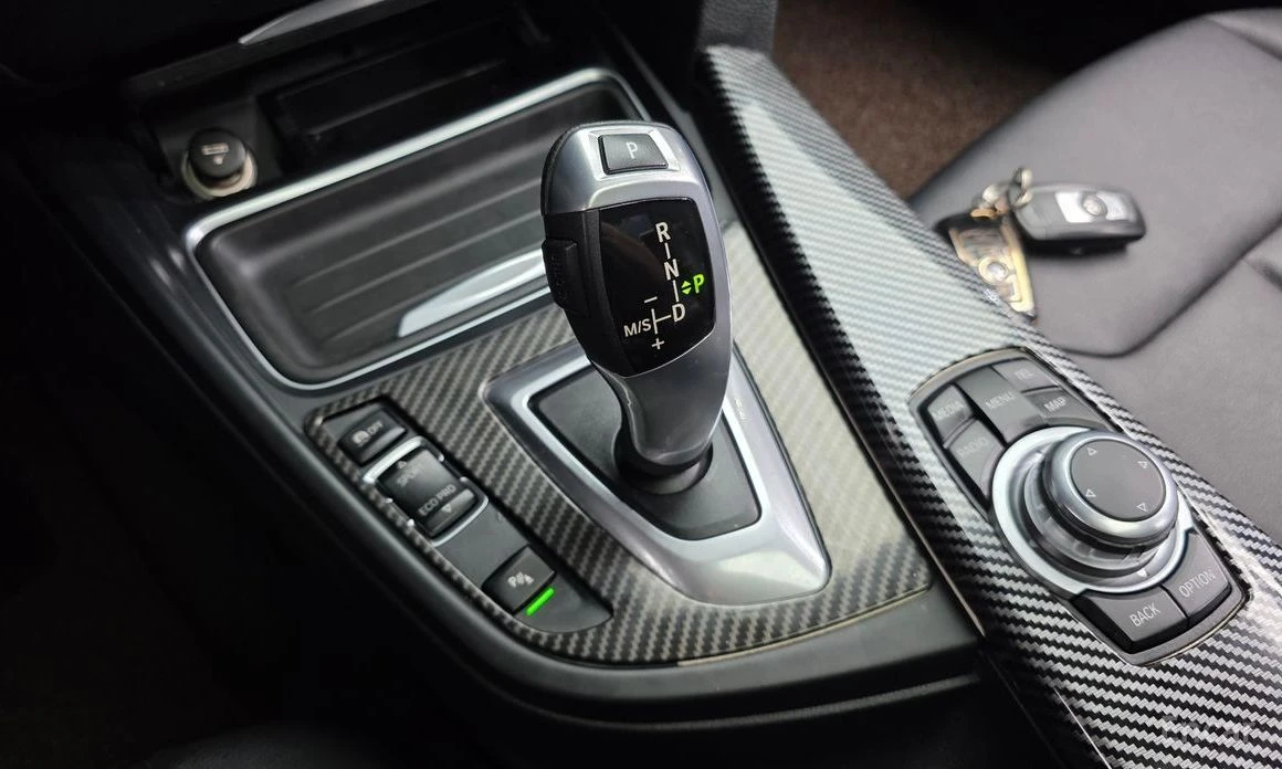 BMW 320  - изображение 9