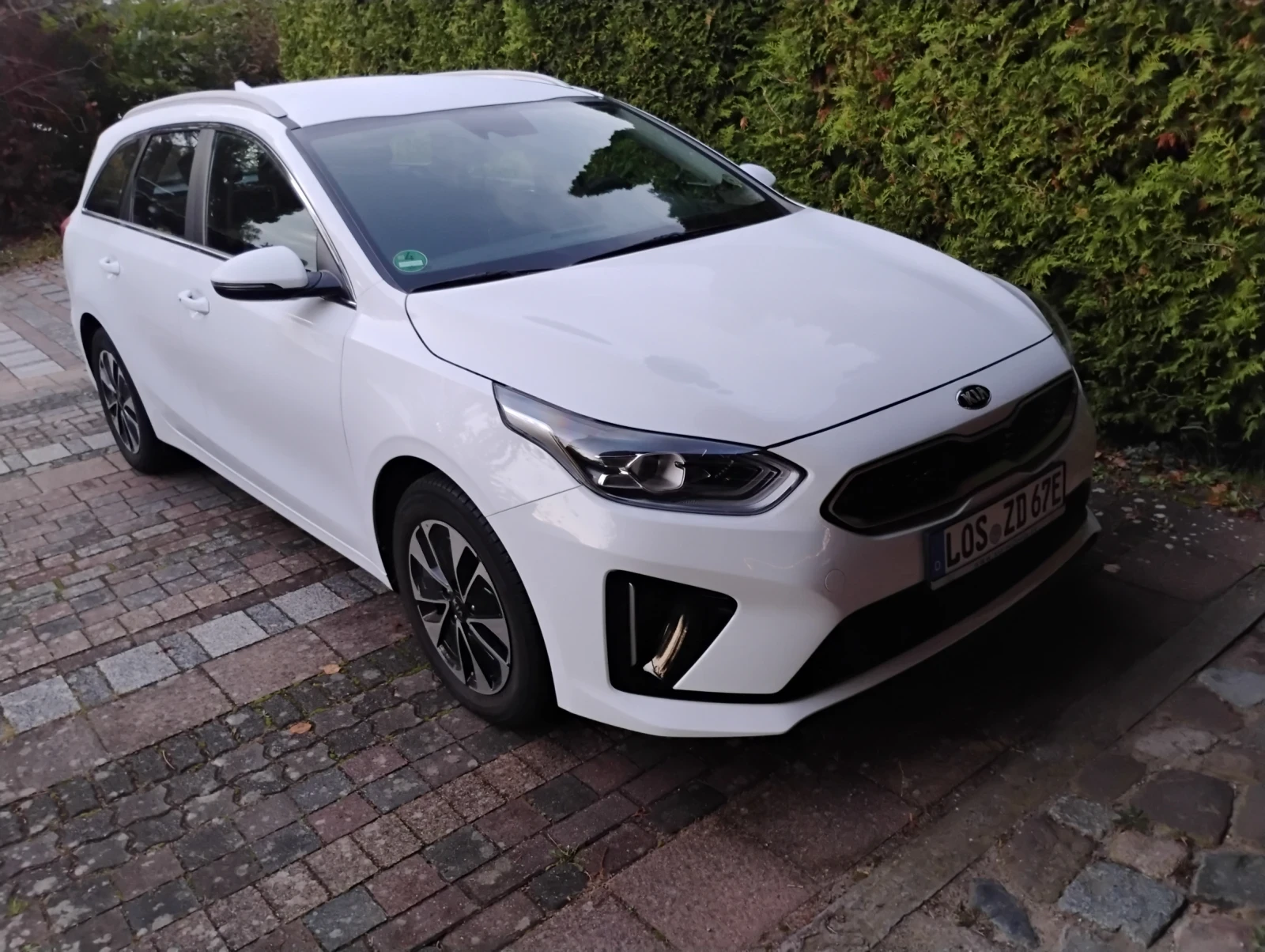 Kia Ceed Ceed SW Plug in Hybrid  - изображение 4