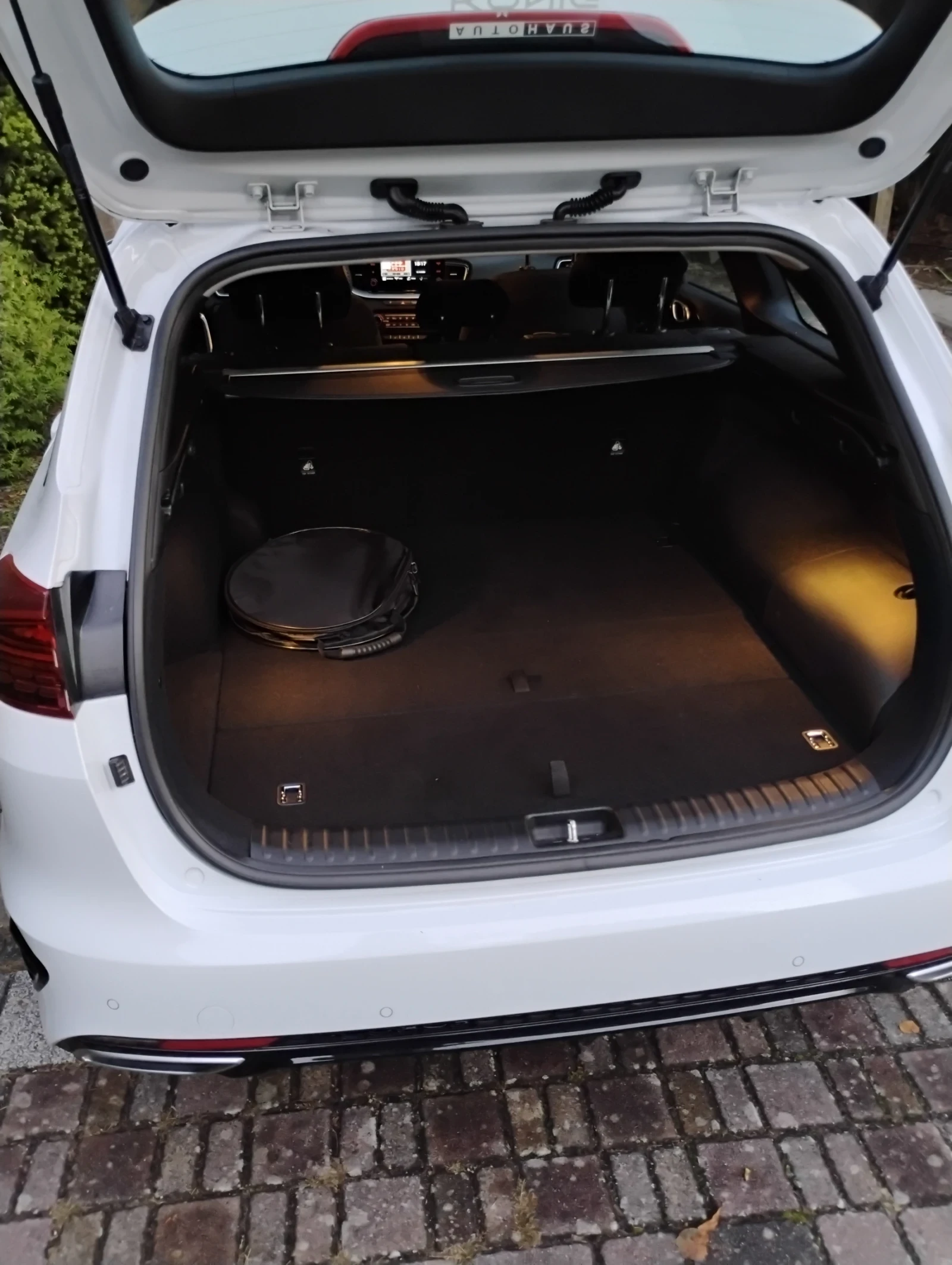 Kia Ceed Ceed SW Plug in Hybrid  - изображение 2