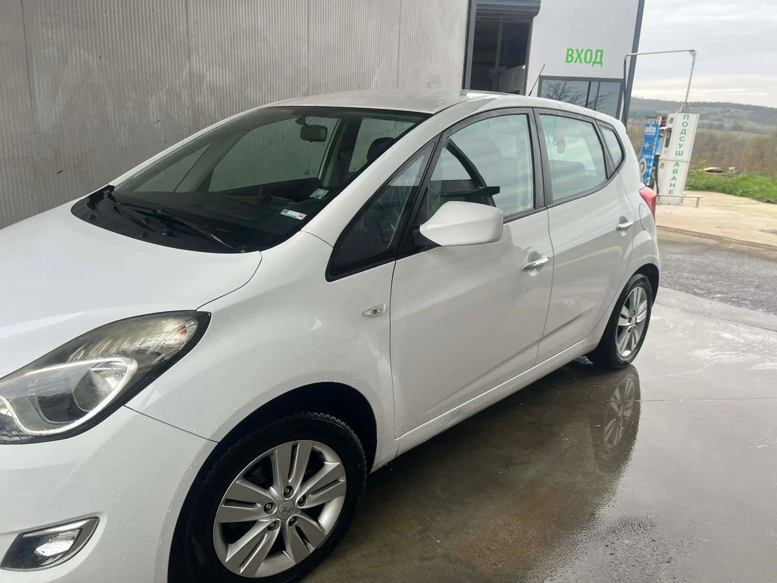 Hyundai Ix20 1.4 - изображение 2