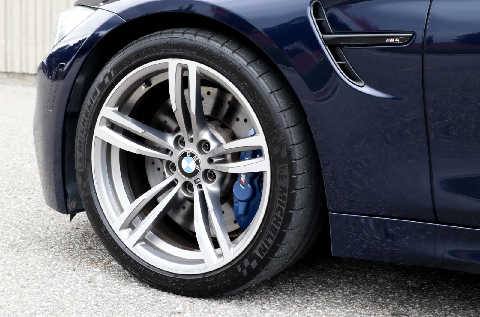 BMW M4 CABRIO - изображение 7