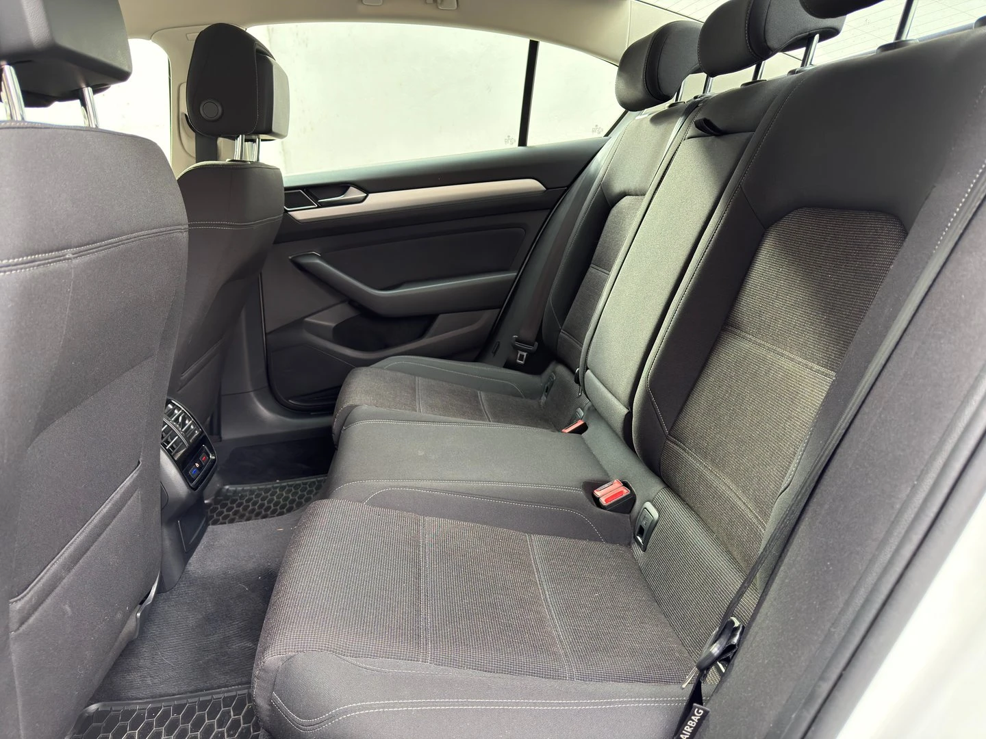 VW Passat Comfortline 2.0TDI BMT | Mobile.bg � ����������� 5