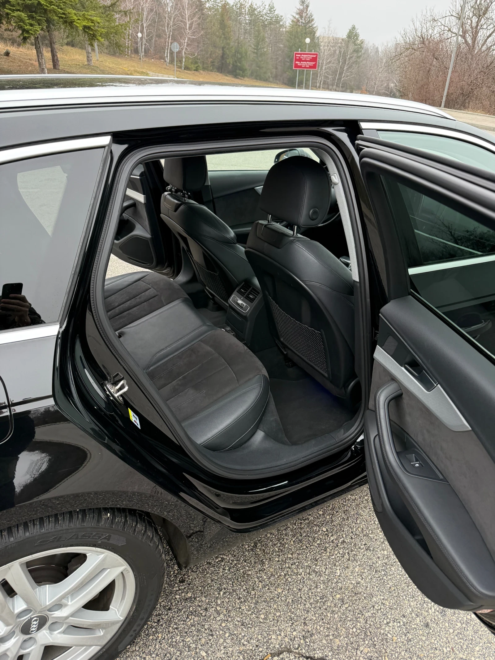 Audi A4 Avant MATRIX quattro - изображение 8