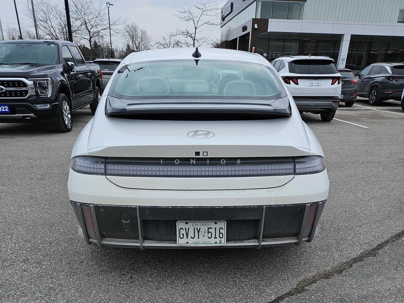 Hyundai Ioniq 6 Preferred Long Range С РЕГИСТРАЦИЯ & АВТО КРЕДИТ, снимка 5 - Автомобили и джипове - 53911941