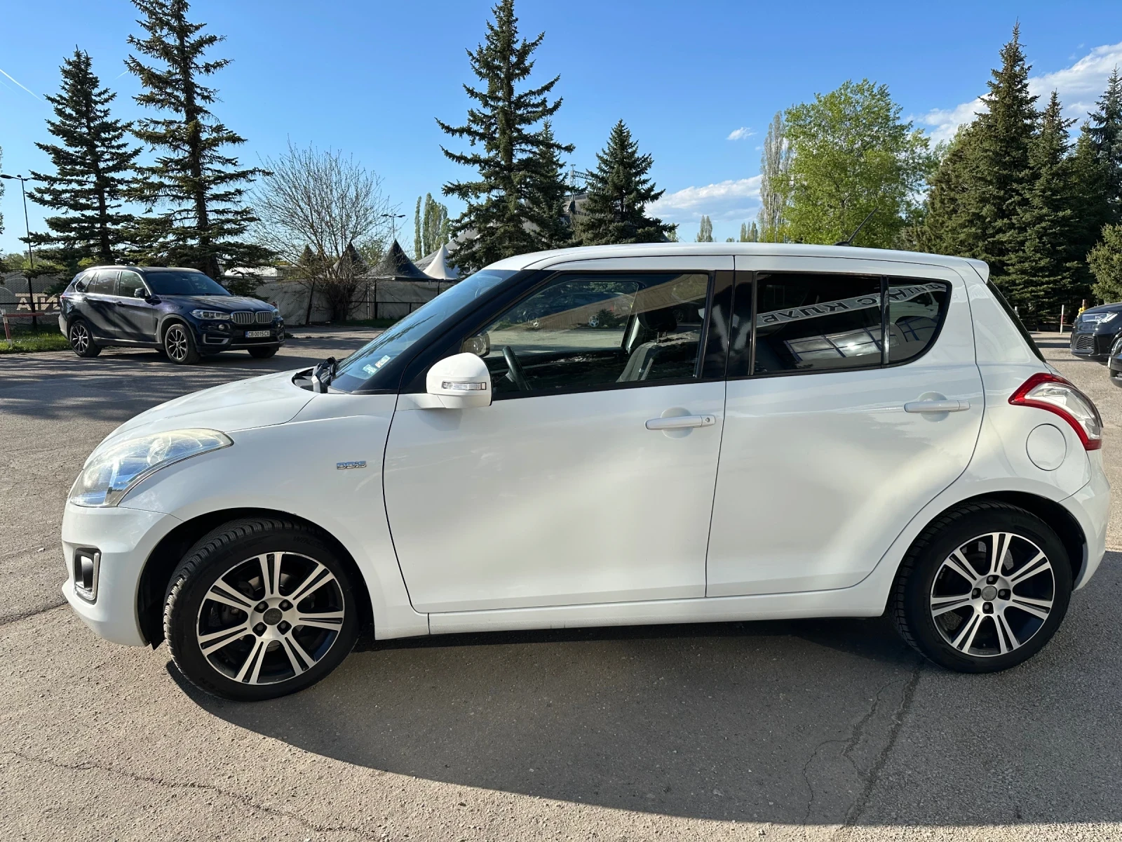 Suzuki Swift, снимка 4 - Автомобили и джипове - 54321443