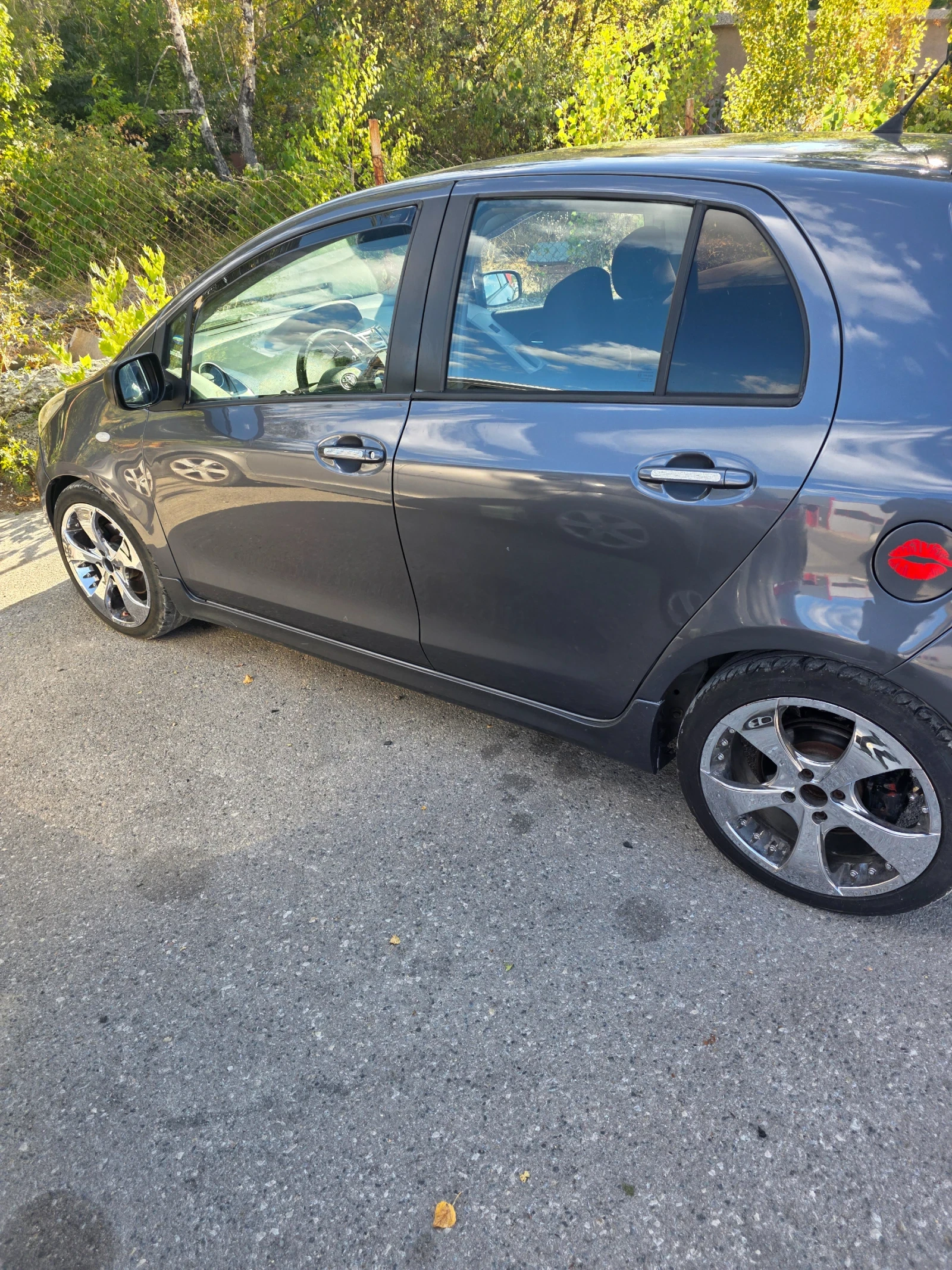 Toyota Yaris, снимка 3 - Автомобили и джипове - 56106005