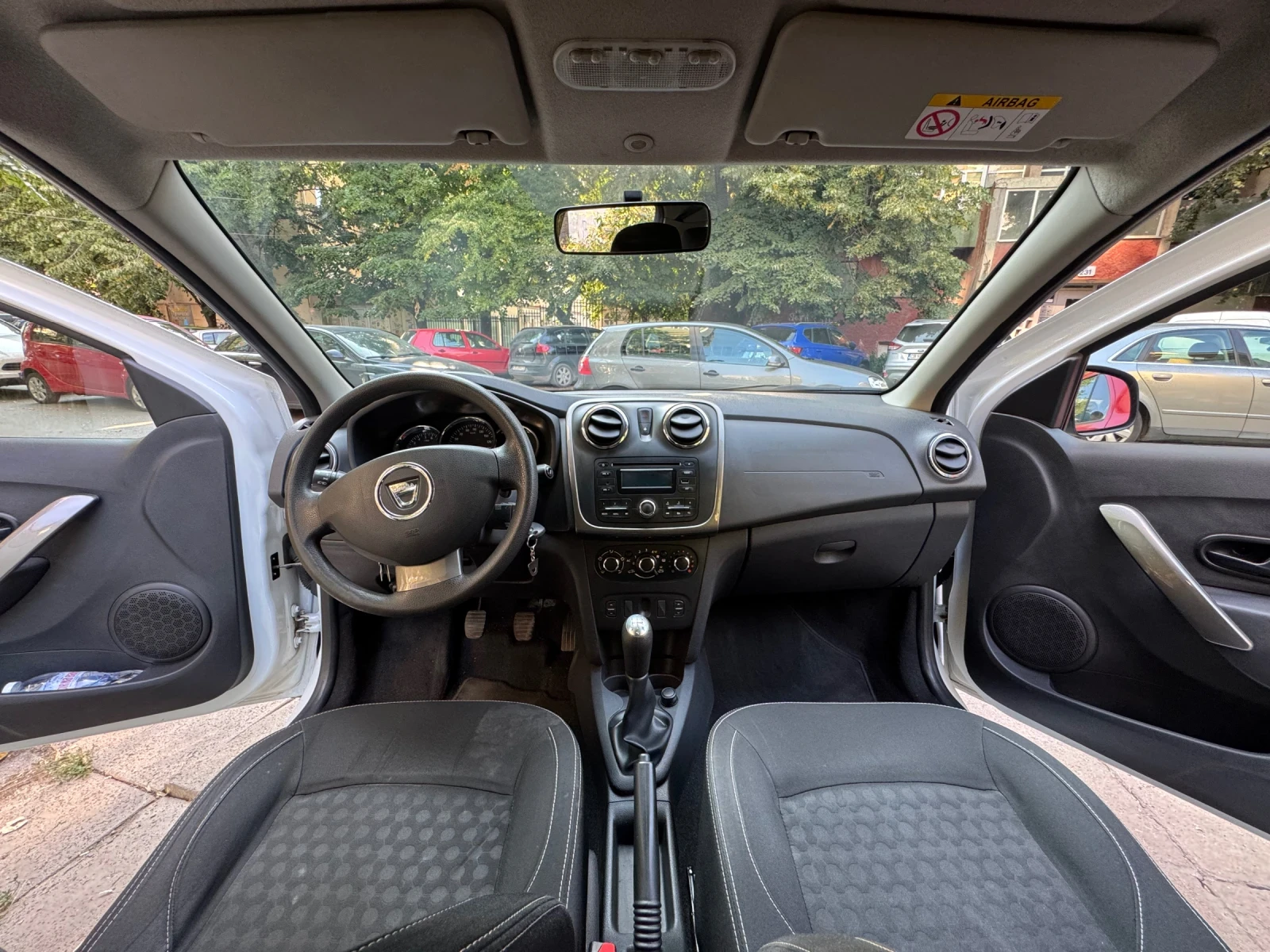 Dacia Sandero, снимка 5 - Автомобили и джипове - 55625647