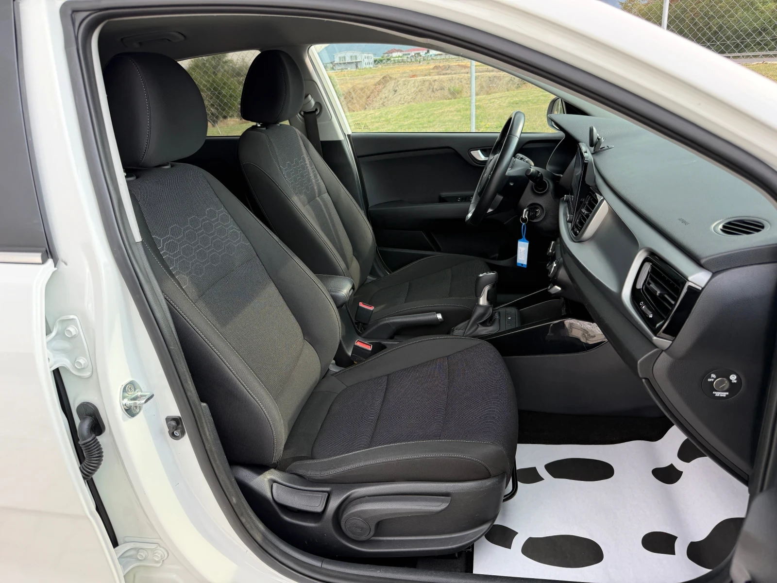 Kia Rio 1.0T-GDI NAVI CAMERA, снимка 14 - Автомобили и джипове - 55930697