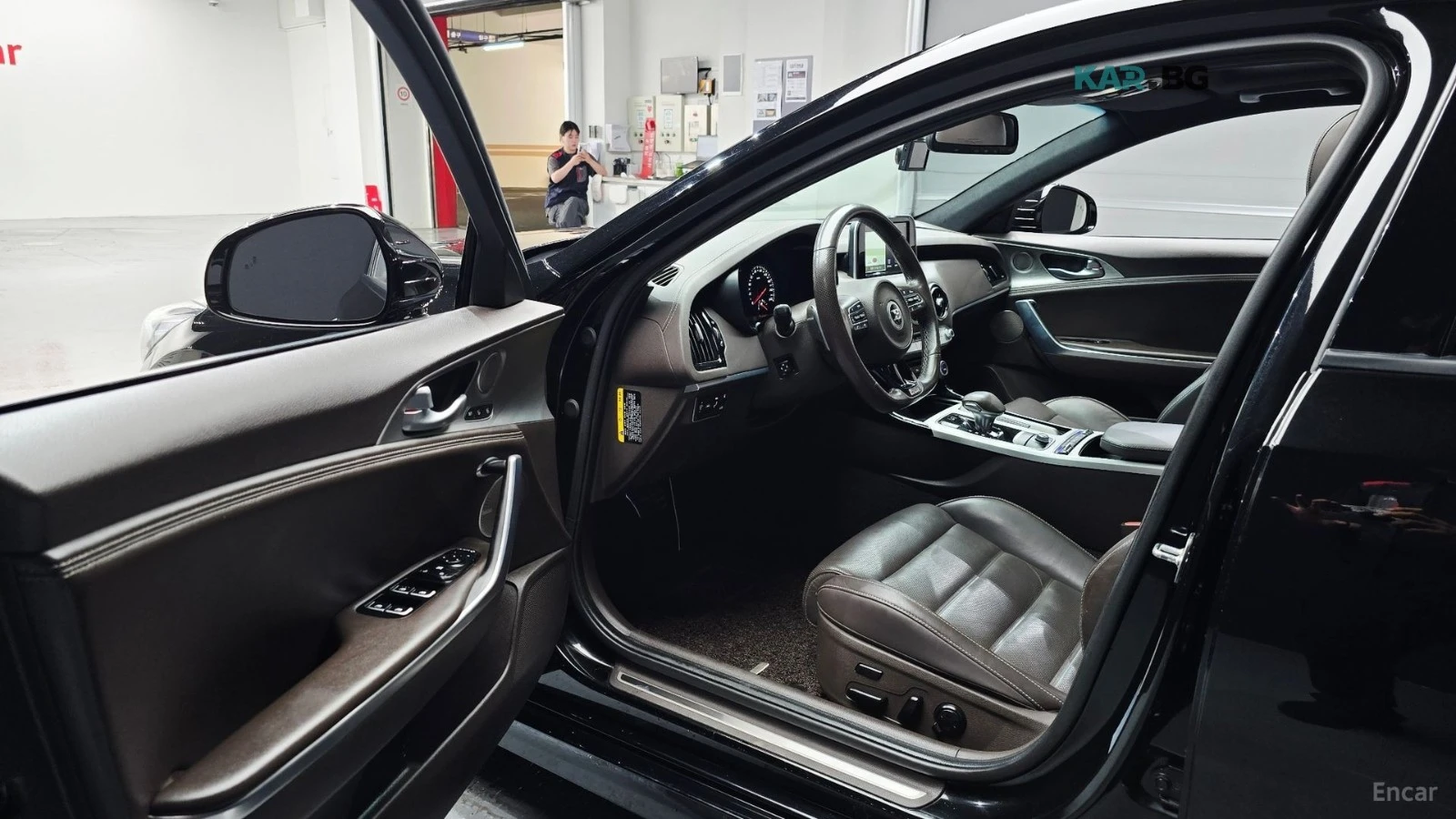 Kia Stinger 3.3 GT TURBO* ОБДУХ* AWD* 360* HUD* , снимка 10 - Автомобили и джипове - 55948631