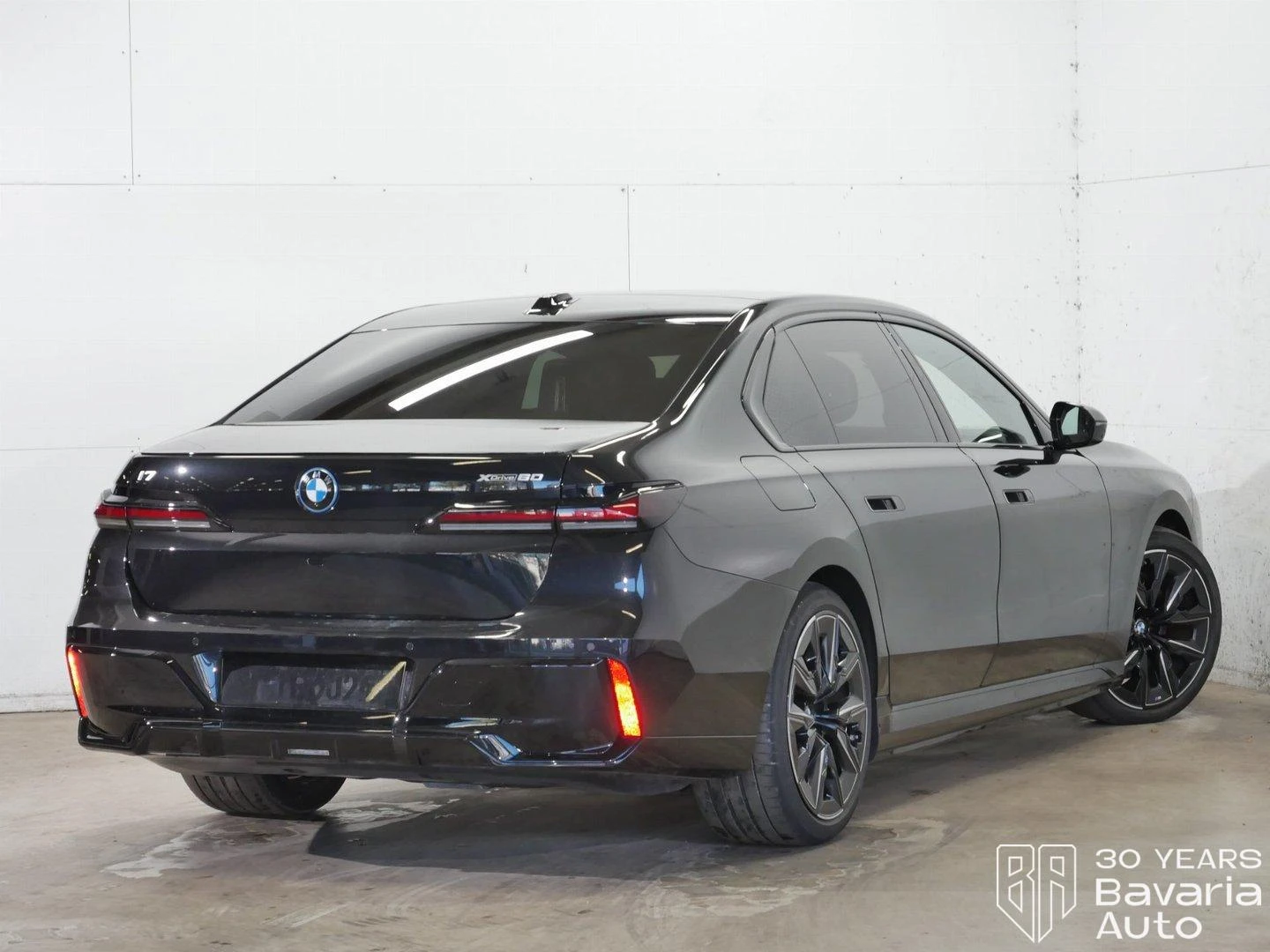 BMW i7 М60 xDrive eDrive, снимка 3 - Автомобили и джипове - 56302693