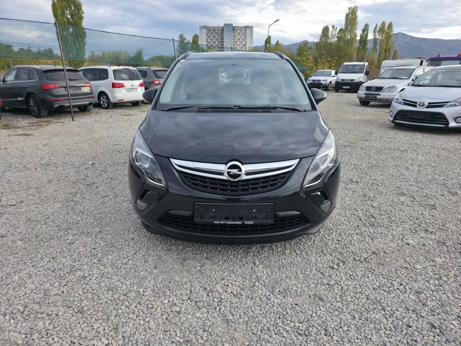 Opel Zafira 2.0CDTI-131PS, снимка 2 - Автомобили и джипове - 56434524