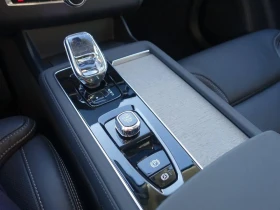 Volvo Xc90 T8 Recharge AWD = Ultra = 7 Seats Гаранция, снимка 10