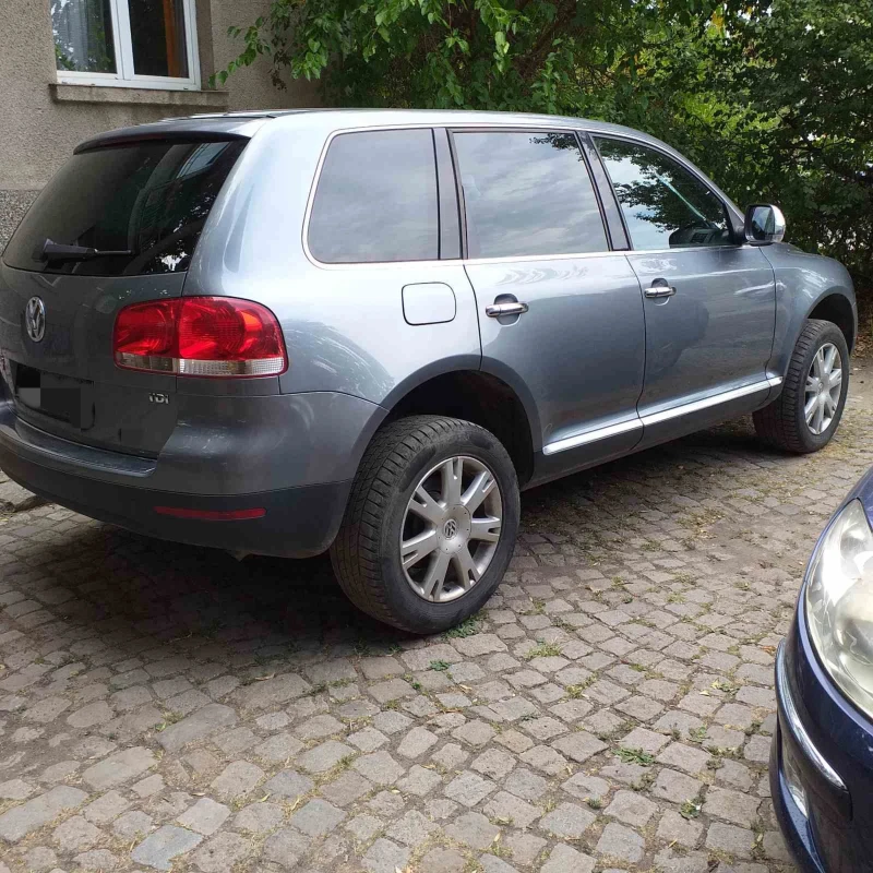 VW Touareg 2.5TDI, снимка 4 - Автомобили и джипове - 47969873