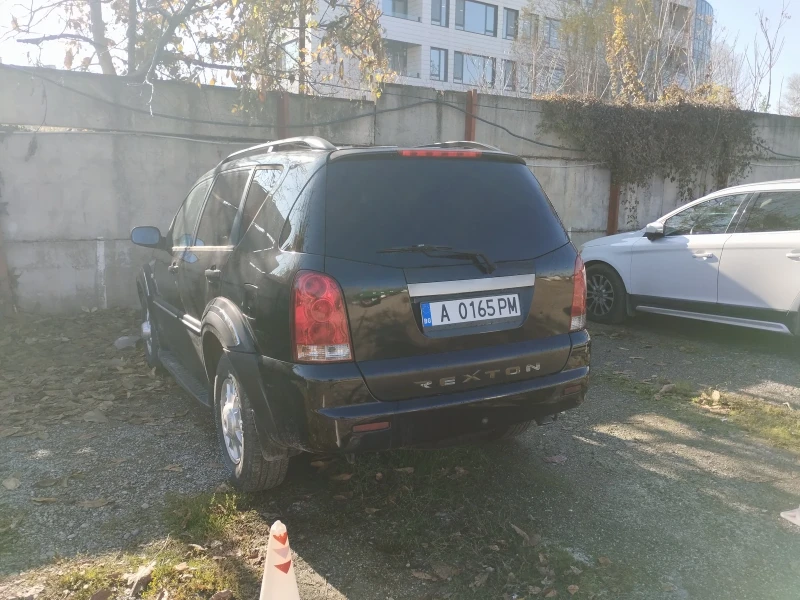 SsangYong Rexton, снимка 3 - Автомобили и джипове - 48012172