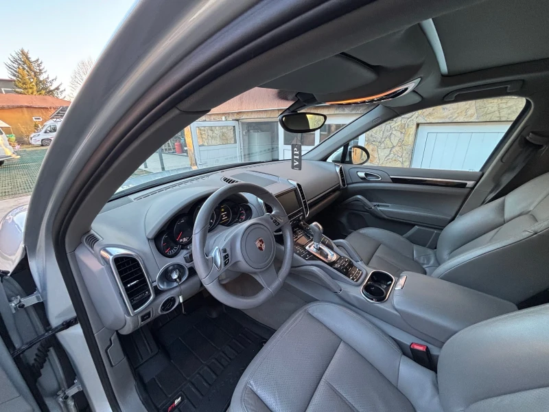 Porsche Cayenne, снимка 6 - Автомобили и джипове - 49425496