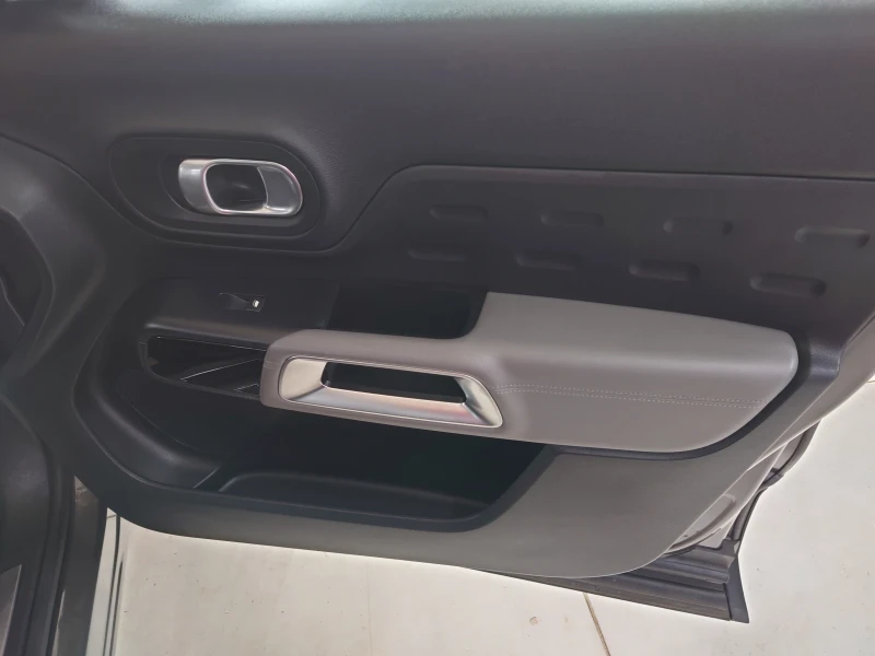 Citroen C5 Aircross, снимка 9 - Автомобили и джипове - 50994972